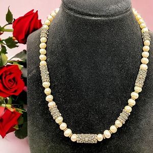 Vintage Art Deco Faux Baroque Pearl with Silver-Tone Ornate Pieces Necklace!